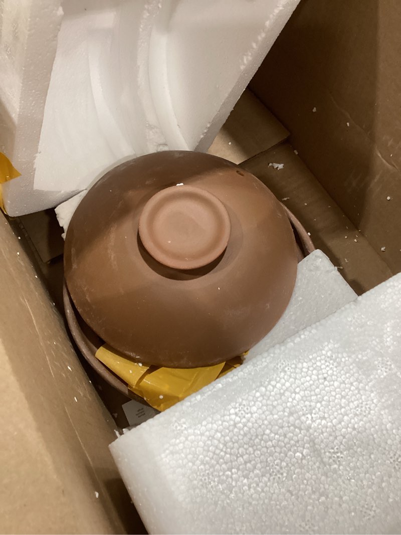 Condition photo showing As Is for Unglazed Terracotta Ceramic Casserole Dish, Clay Pot, Earthen Pot Cookware with Lid for Dinner and Party, Stockpot for Rice Hot Pot, Stew, Bakeand Serve Oven Safe-Heat Resistant (1.3QT/1.4L) Terracotta 1.3 qt