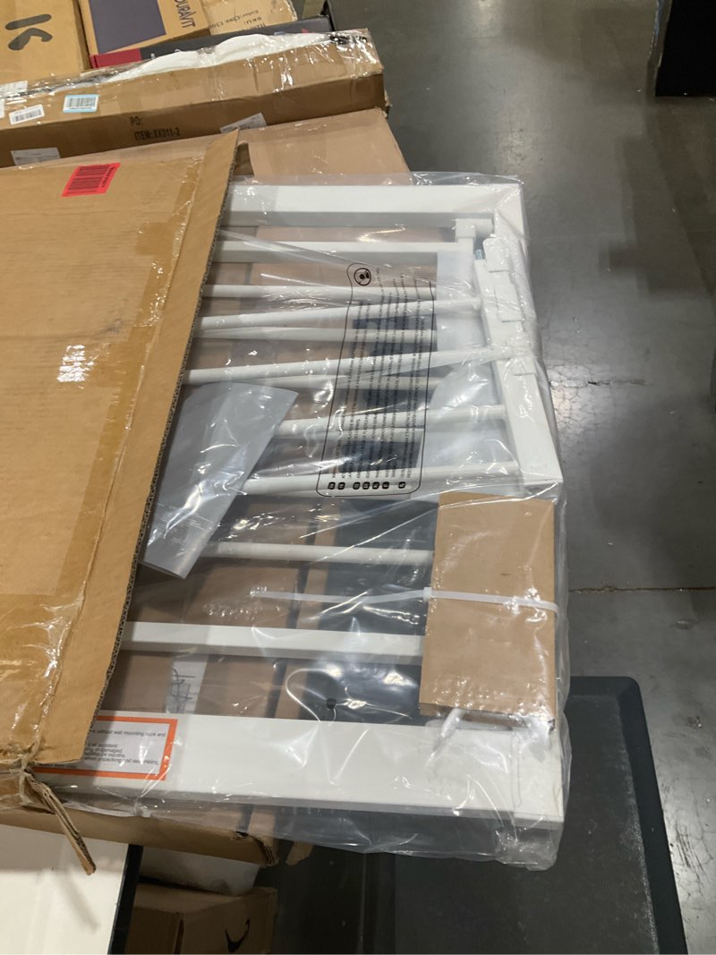 Condition photo showing Good Condition for babelio metal baby gate, 29-43" auto close easy install pet gate pressguard p7, extra wide walk thru child safety gate, 30" tall pressure mounted dog gate for doorways & stairs, white white 30"tall 29"-43" wide