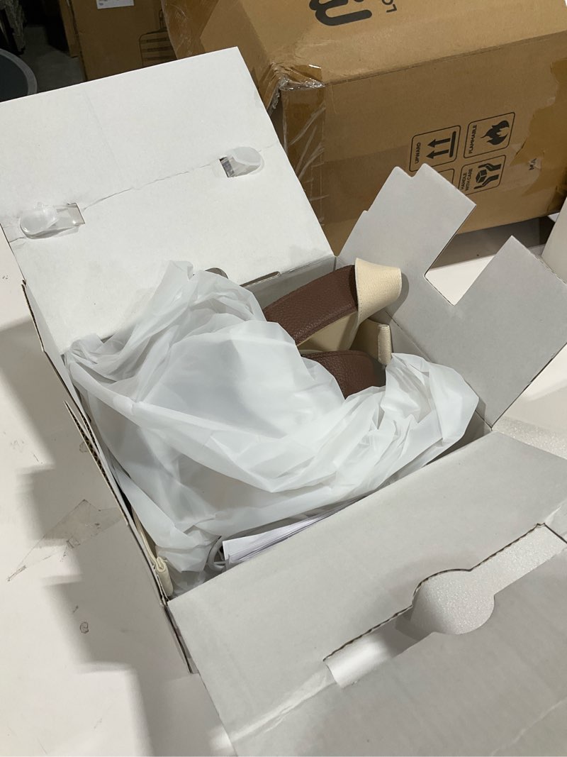 Condition photo showing Good Condition for bionic heated massager, portable shiatsu neck and back massager, electric deep tissue 4d kneading massage, simulated human hand design for pain relief and muscle relax (078beige) py-078 beige