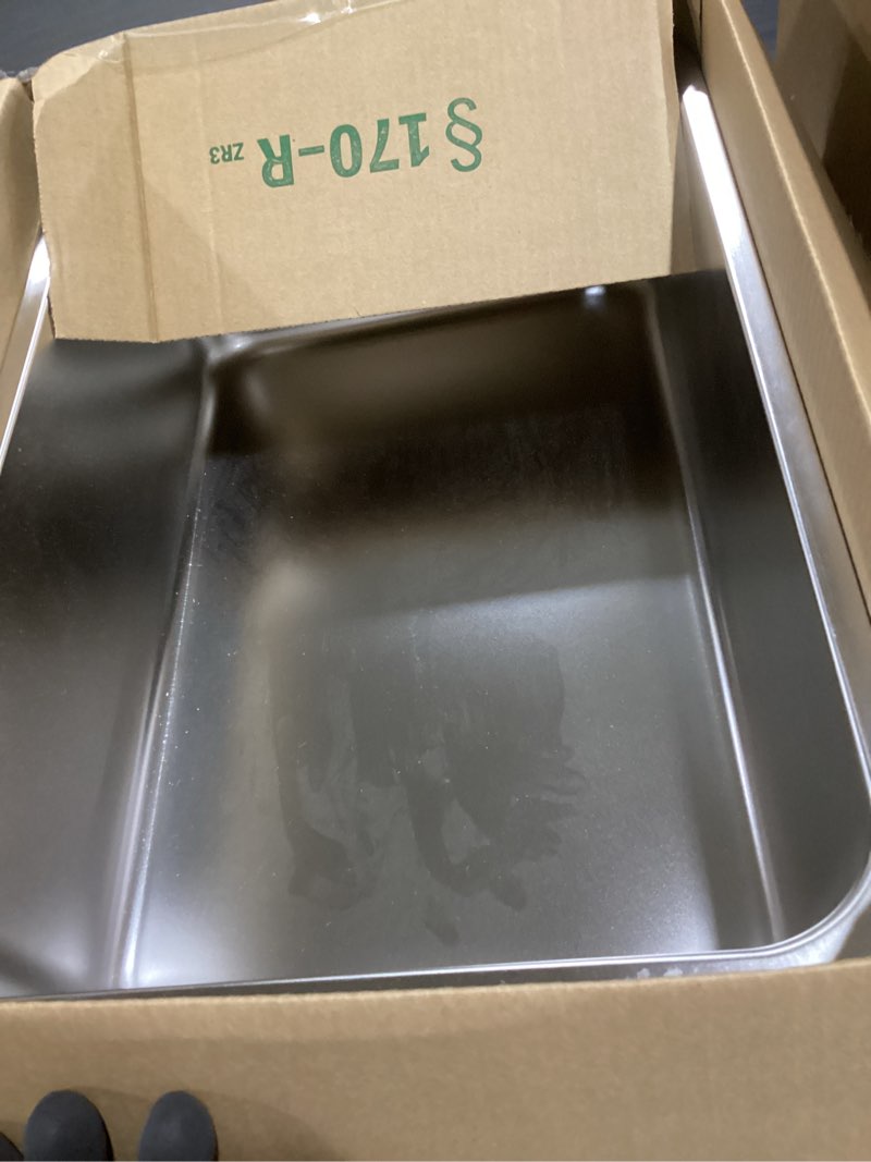 Condition photo showing Good Condition for stainless steel litter box large, metal cat litter box 6" high sided, metal litterbox, easy clean non stick no smell,cats litterbox toilet pet supplies for indoor kitty, kitten, rabbit, puppy large (19.7" x 13.6" x 6")
