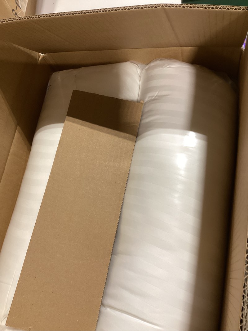 Condition photo showing Good Condition for Beckham Hotel Collection Bed Pillows Standard/Queen Size Set of 2 - Original Soft Down Alternative Pillow for Sleeping - Soft Support for Back, Stomach or Side Sleepers Queen / Standard White