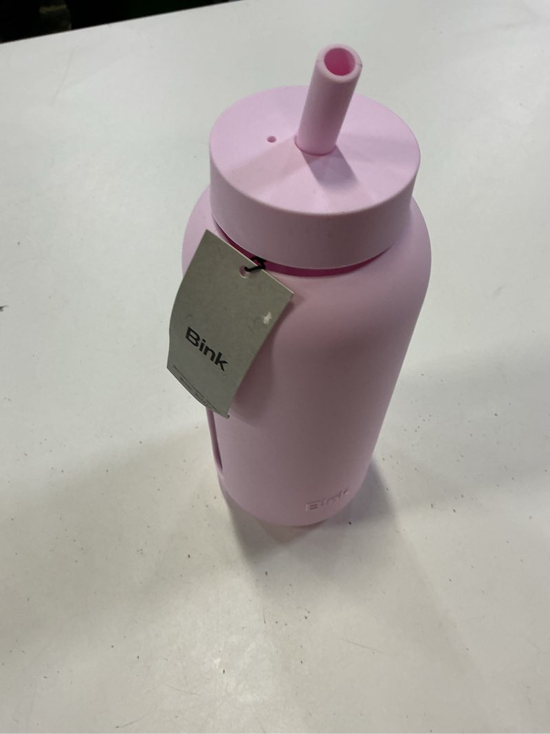 Condition photo showing New/Like New for bink 36 oz. big bottle with straw cap pink