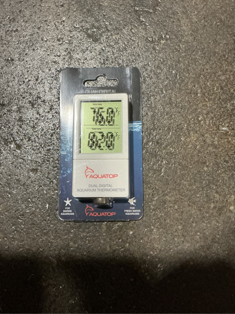 Condition photo showing New/Like New for (Similar to stock photo) AQUANEAT Aquarium Thermometer, Fish Tank Thermometer, Aquarium Digital Temperature Gauge, with Large LCD Display (1 Pack)