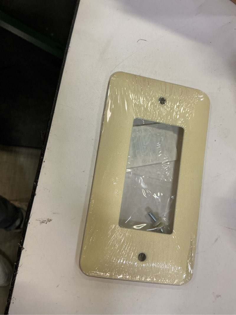 Condition photo showing Good Condition for princess 1 gang 1 rocker wall plate - ivory wrinkle