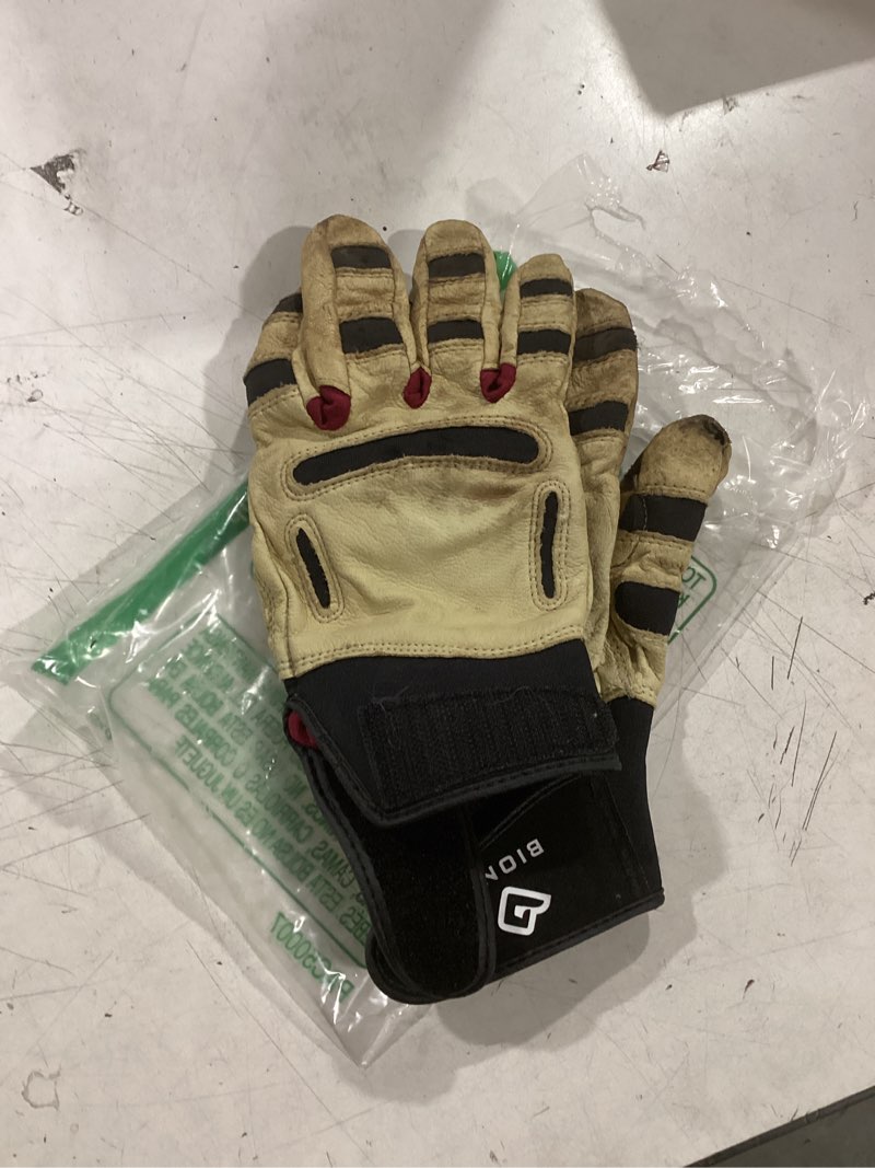 Condition photo showing Good Condition for bionic reliefgrip premium leather gardening gloves women medium