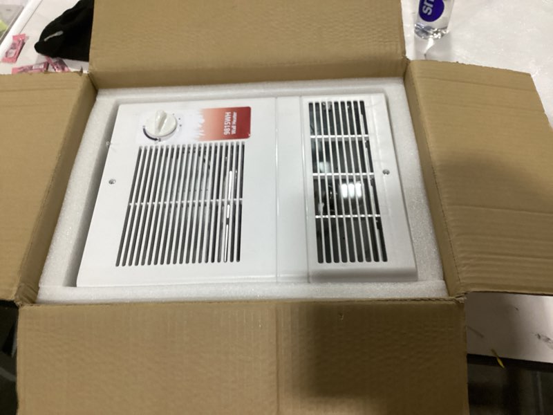 Condition photo showing Good Condition for 9815WH Large Capacity electric wall heater with Thermostat for Bedroom, bathroom, Living Rooms, etc., Wall Heater 1500 Watt, 120/240 Volt, White