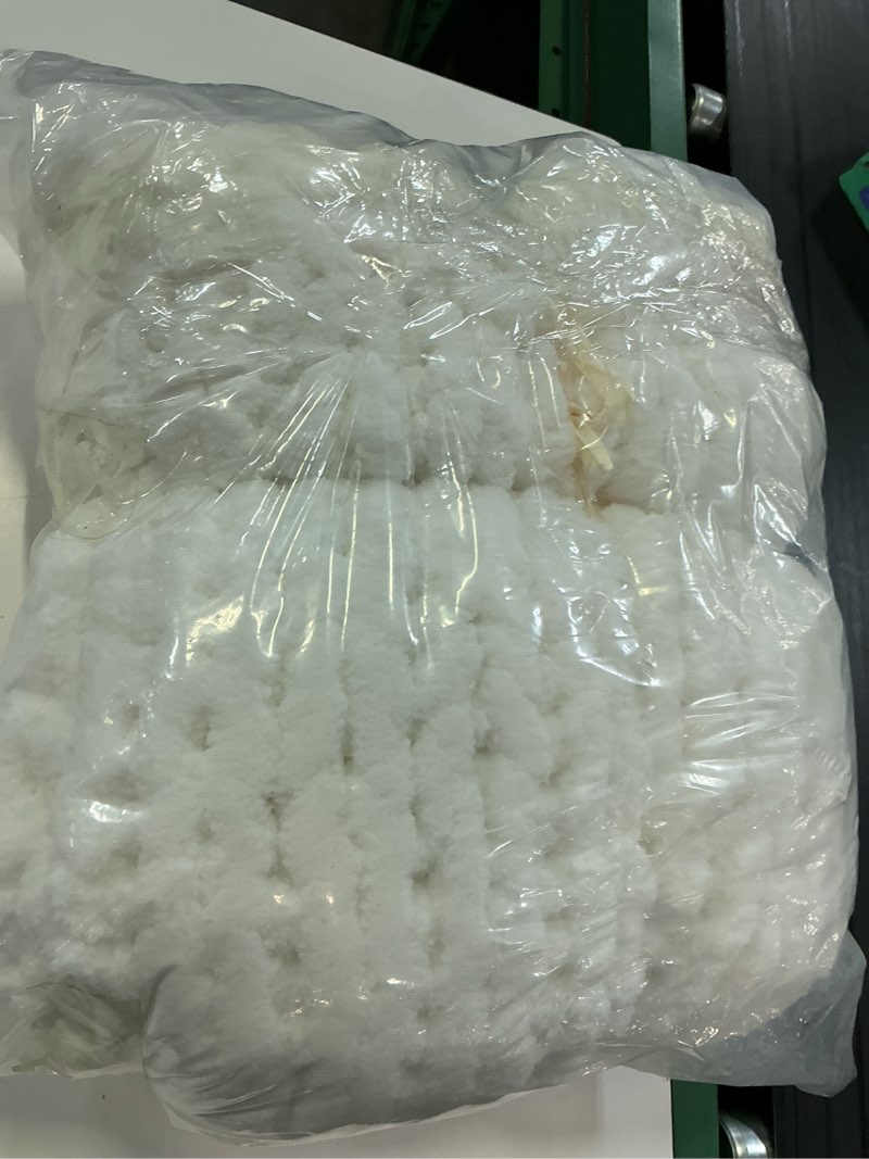 Condition photo showing Good Condition for l'agraty chunky knit throw blanket for couch, 50 x 60 inches, cream white | handmade chenille crochet blanket for sofa bed, thick cable knitted blankets for room home decor, birthday gift for women mom