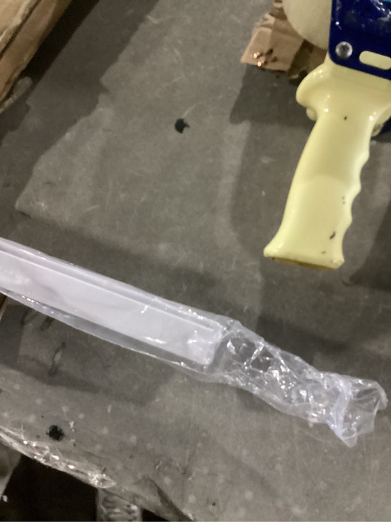 Condition photo showing Good Condition for vivosun 2ft grow lights for indoor plants full spectrum, led plant lights 60w(4 x 15w), t5 grow light strip for seed starting, greenhouse, hydroponics, sgs compatible, linkable, 5000k, 4-pack