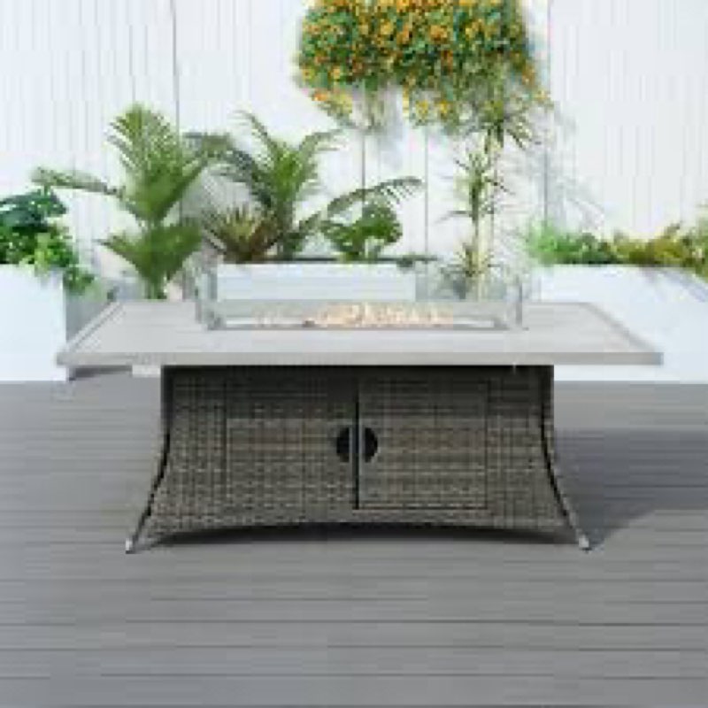Incomplete Floria wicker 8 person patio 