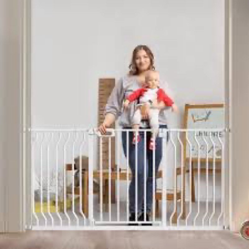 Assorted varied baby’s gates 