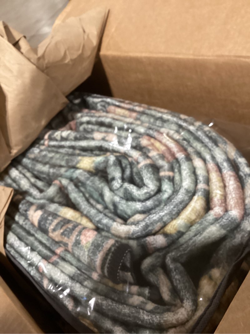 Condition photo showing Good Condition for Vintage Dark Green Living Room Rug, 8x10 Washable Area Rugs for Dining Room Under Kitchen Table, Bedroom, Oriental Low Pile Stain Resistant Non-Slip Large Carpet (8x10 Dark Green) Dark Green / Black 8' x 10' (Rectangular)