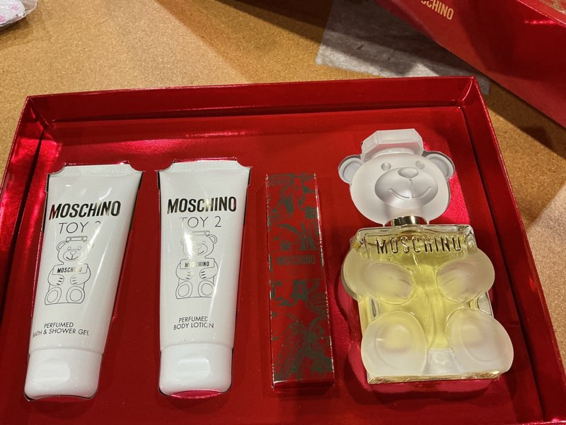 Condition photo showing New/Like New for moschino toy 2 eau de parfum gift set, for women