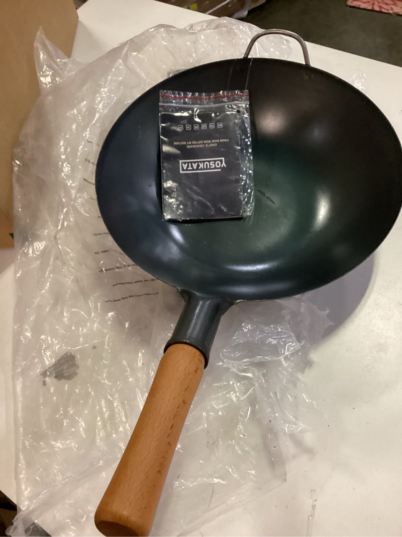 Condition photo showing Good Condition for YOSUKATA 13.5" Carbon Steel Wok Pan – Pre-Seasoned Flat Bottom Pow Wok for Stir Fry, BBQ, Grill & Camping – Traditional Japanese Chinese Cookware – Compatible with Induction, Electric, Gas, Open Fire