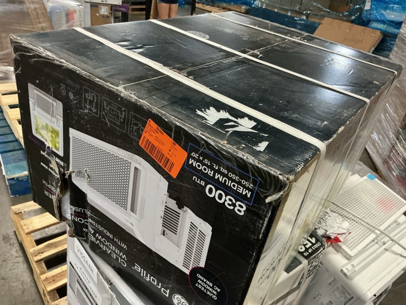 Condition photo showing Good Condition for ge clearview medium room window air conditioner , remote included ( 115-volt , 8300-btu )