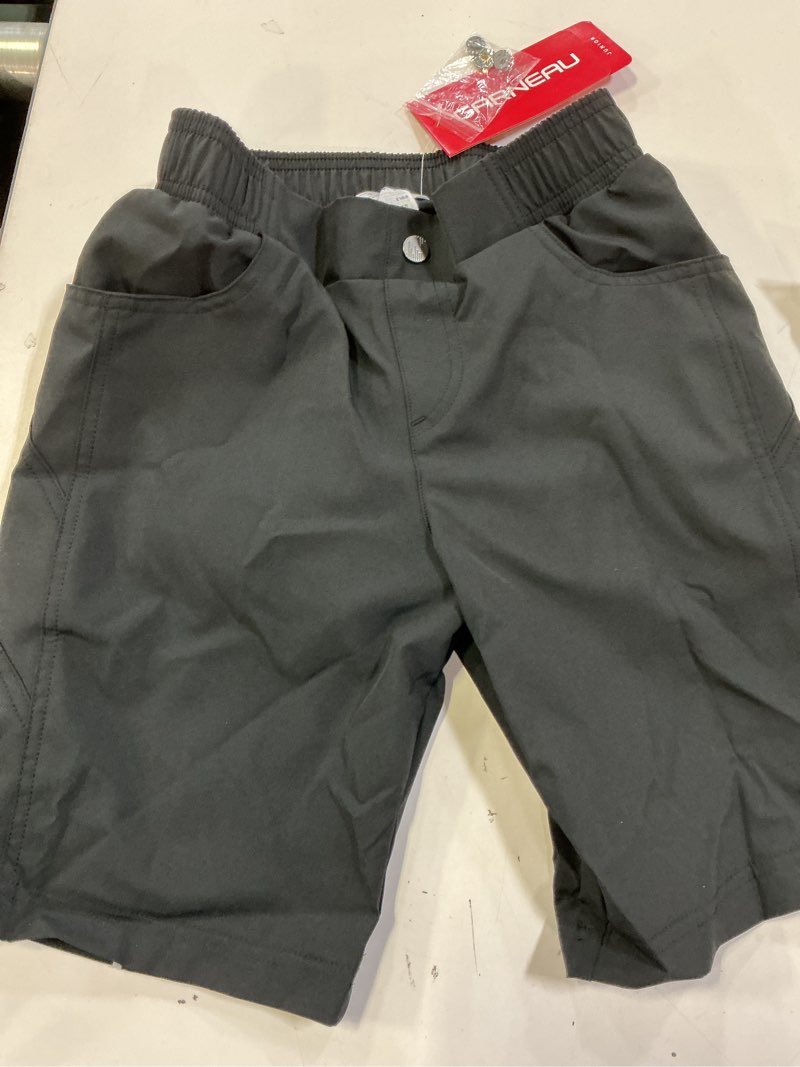 Condition photo showing New/Like New for garneau range 3 junior shorts