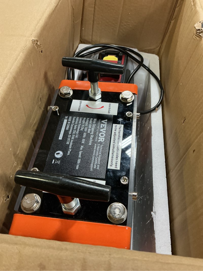 Condition photo showing Good Condition for vevor manual wire stripping machine, 0.06''-1.5'' copper stripper with hand crank or drill powered, visible stripping depth reference, portable aluminum frame wire peeler for scrap copper recycling