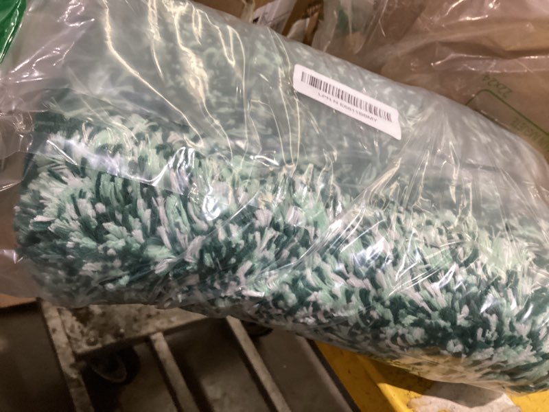 Condition photo showing Good Condition for olanly luxury toilet rugs u-shaped 24x20, extra soft and absorbent microfiber bathroom rugs, non-slip plush shaggy bath mat, machine wash dry, contour bathroom mats for toilet base, blackish green 24" x 20" contour rug blackish green