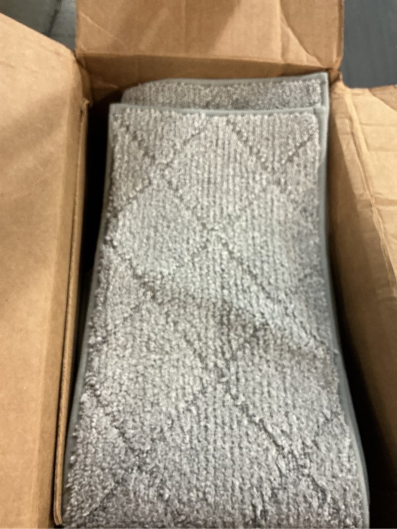 Condition photo showing Good Condition for cosy homeer edging stair treads non-slip carpet mat 28inx9in indoor stair runners for wooden steps, edging stair rugs for kids and dogs, 100% polyester tpe backing (15pc, grey) grey 28 x 9 inches (15 pieces)