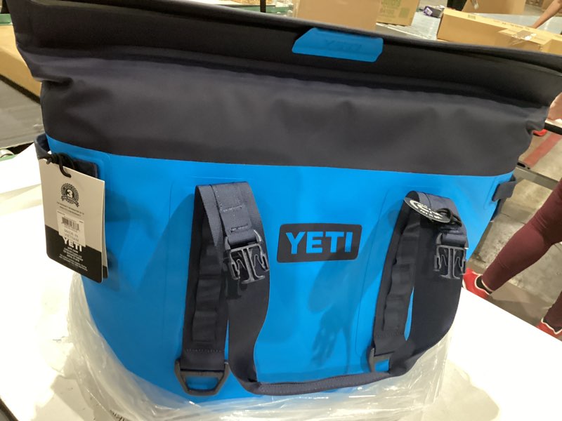 Condition photo showing Good Condition for yeti hopper m series portable soft coolers with magshield access m30 big wave blue