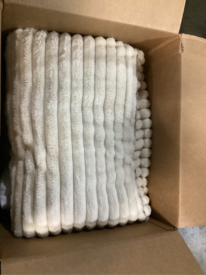Condition photo showing As Is for Bedsure ComfyFleece™ Cute Dog Bed for Extra Large Dogs - Washable Furry XL Pet Beds, Rectangle Orthopedic Corduroy Fleece Pet Beds with Removable Zipper Cover, 43x30x8inches, Cream 43.0"L x 30.0"W x 8.0"Th Cream