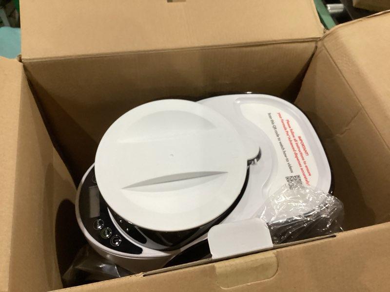 Condition photo showing Good Condition for Baby Brezza New and Improved Formula Pro Advanced Formula Dispenser Machine - Automatically Mix a Warm Formula Bottle Instantly - Easily Make Bottle with Automatic Powder Blending, White