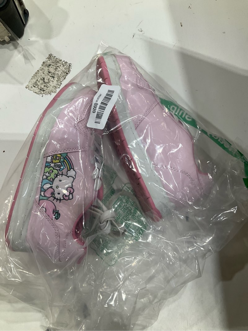 Condition photo showing Good Condition for sanrio hello kitty strawberry shortcake sneakers for girls kids lightweight athletic breathable casual shoes 11-13 little kid 1-4 big kid 6-10 adult 3 big kid pink