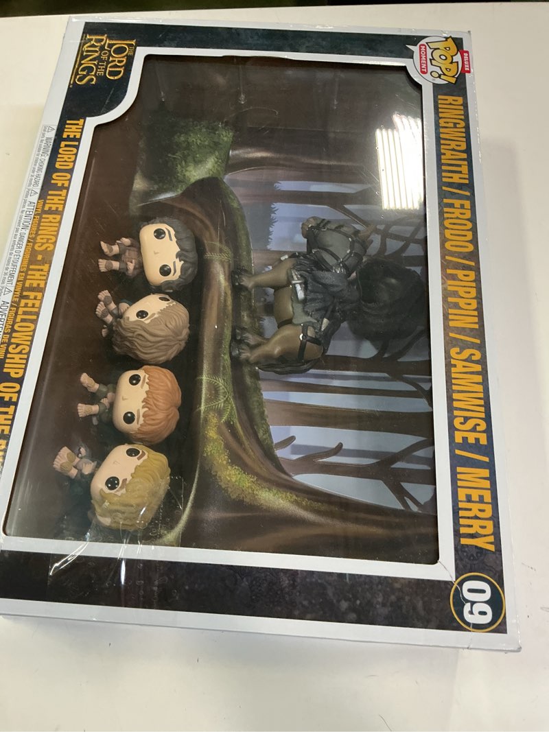 Condition photo showing New/Like New for Funko Pop! Moments Deluxe: The Lord of The Rings:Fellowship of The Ring - Ringwraith/Frodo/Pippin/Samwise/Merry - Collectable Vinyl Figure - Gift Idea - Official Merchandise - Toys for Kids & Adults