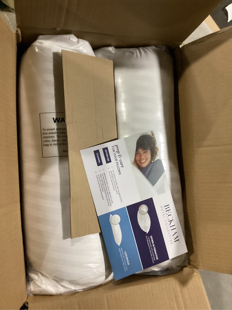 Condition photo showing Good Condition for Beckham Hotel Collection Bed Pillows Standard/Queen Size Set of 2 - Original Soft Down Alternative Pillow for Sleeping - Soft Support for Back, Stomach or Side Sleepers Queen / Standard White