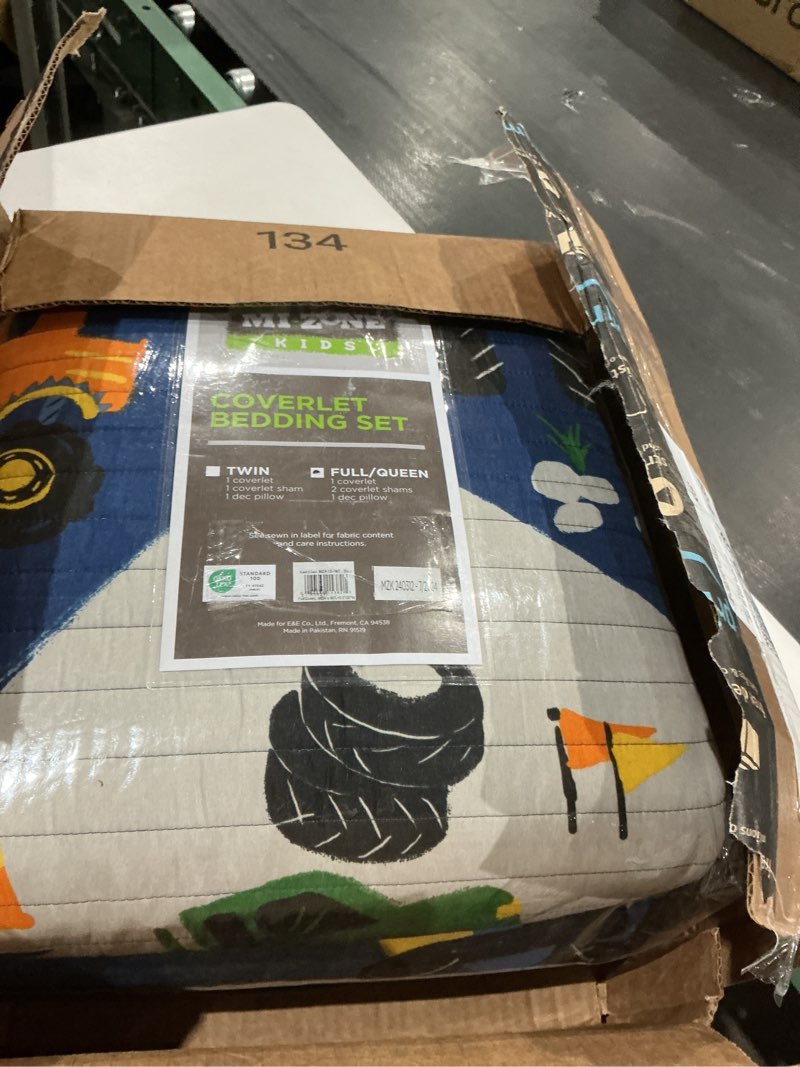 Condition photo showing Good Condition for intelligent design kids nash reversible quilt set, vibrant fun design, lightweight all season children bedding, coverlet bedspread, boys bedroom décor, full/queen, big wheel monster trucks 4 piece full/queen nash navy