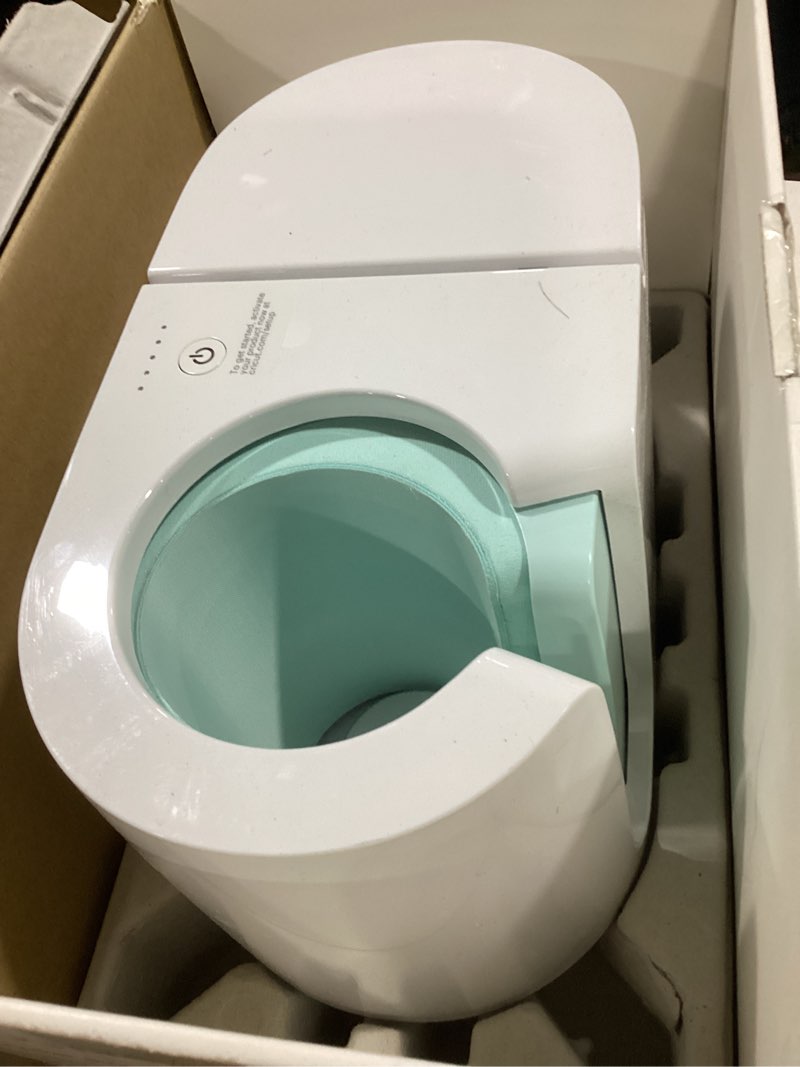 Condition photo showing Good Condition for Cricut Mug Press + 4 Blank Mugs (12oz each) Mug Press + 4 Mugs