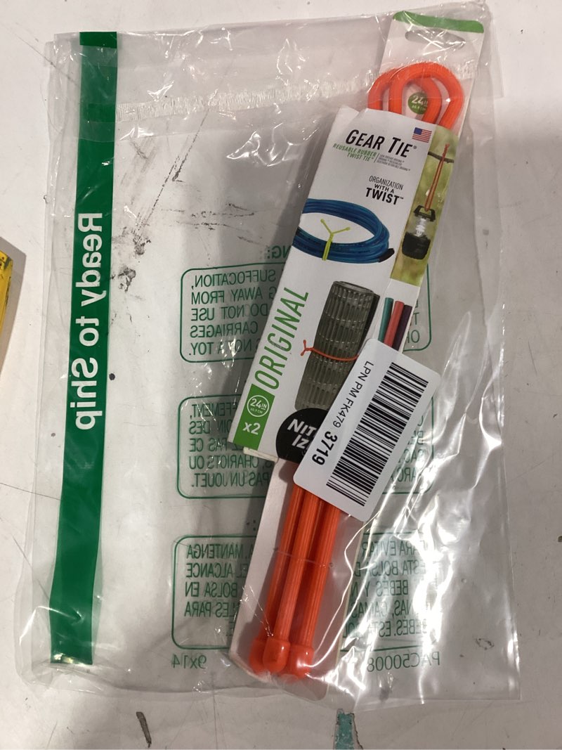 Condition photo showing New/Like New for Nite Ize, Inc. GT18-31-2R3 Nite Ize Original Gear, Reusable Rubber, 18 Inch, 2-Pack, Bright Orange, Made in The USA Twist Tie, 2 Count (Pack of 1) 2 Count (Pack of 1) Bright Orange
