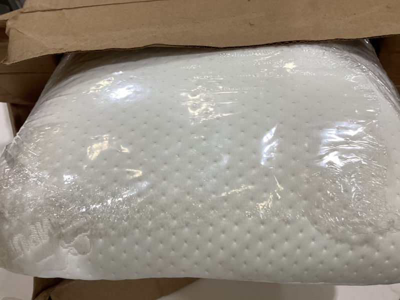 Condition photo showing Good Condition for Tempur-Pedic Memory Foam Symphony Pillow Luxury Soft Feel, Standard, White 1