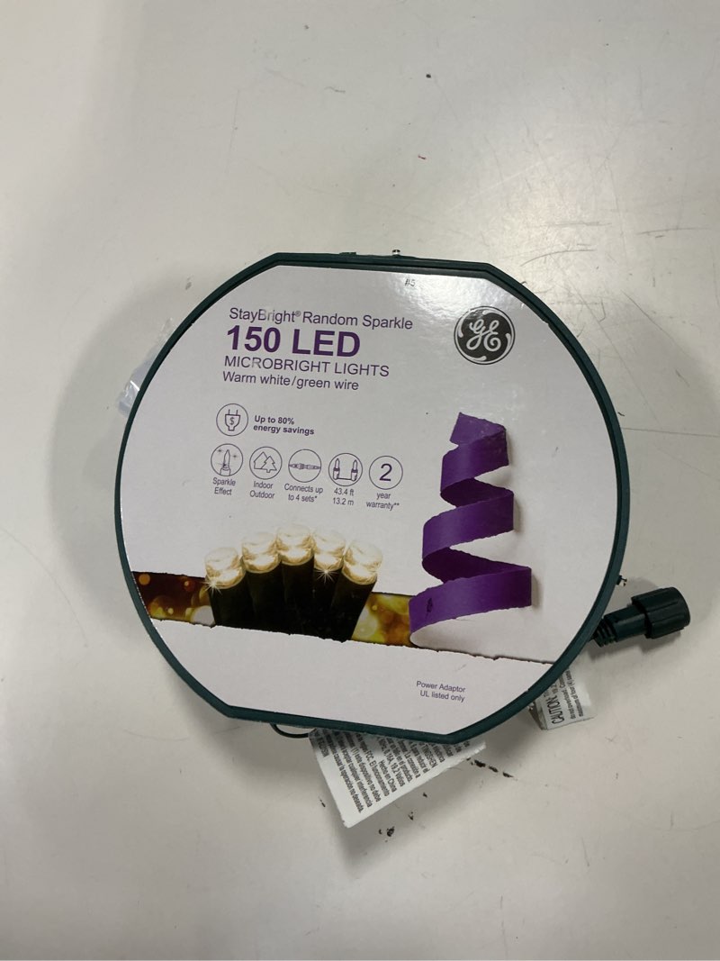 Condition photo showing Good Condition for GE Random Sparkle 150-Count 43.4-ft Sparkling Clear LED Plug-in Christmas String Lights Item #5270953 Model #93983LO