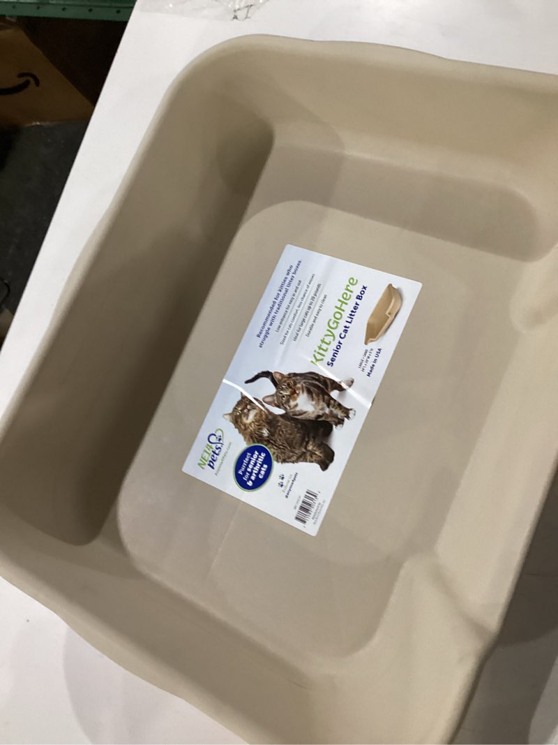 Condition photo showing Good Condition for kittygohere senior cat litter box 1 pack, large beach sand low entrance kitty litter box, sized for cats comfort, perfect for senior and arthritic cats, made in usa