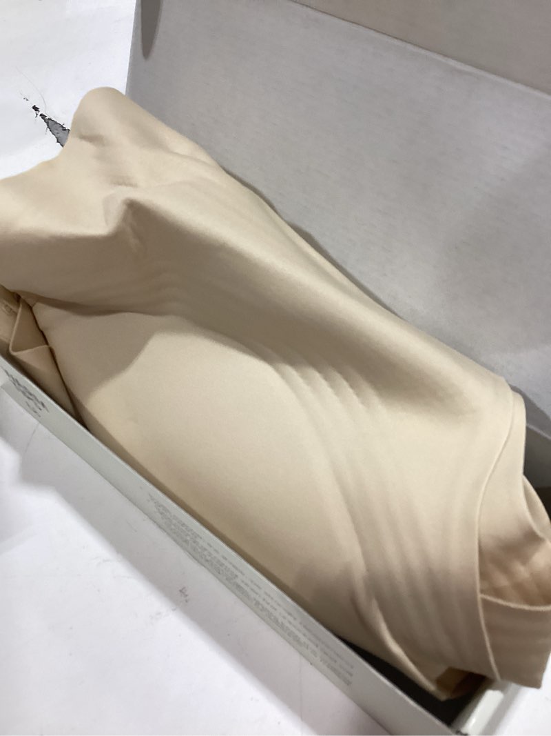 Condition photo showing Good Condition for vertvie jelly bras for women plus size minimizer soft wireless push up bra full supportive older lift back coverage bralette 46c skin