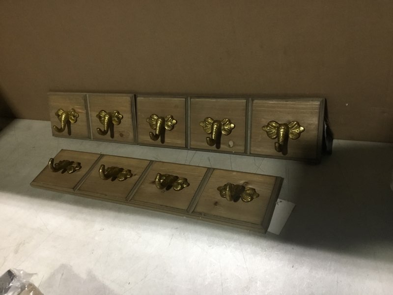 https://lotting-media.assets.bidfta.com/lotting_5bb5b37e-a89a-491c-8a48-4535e5d534ce