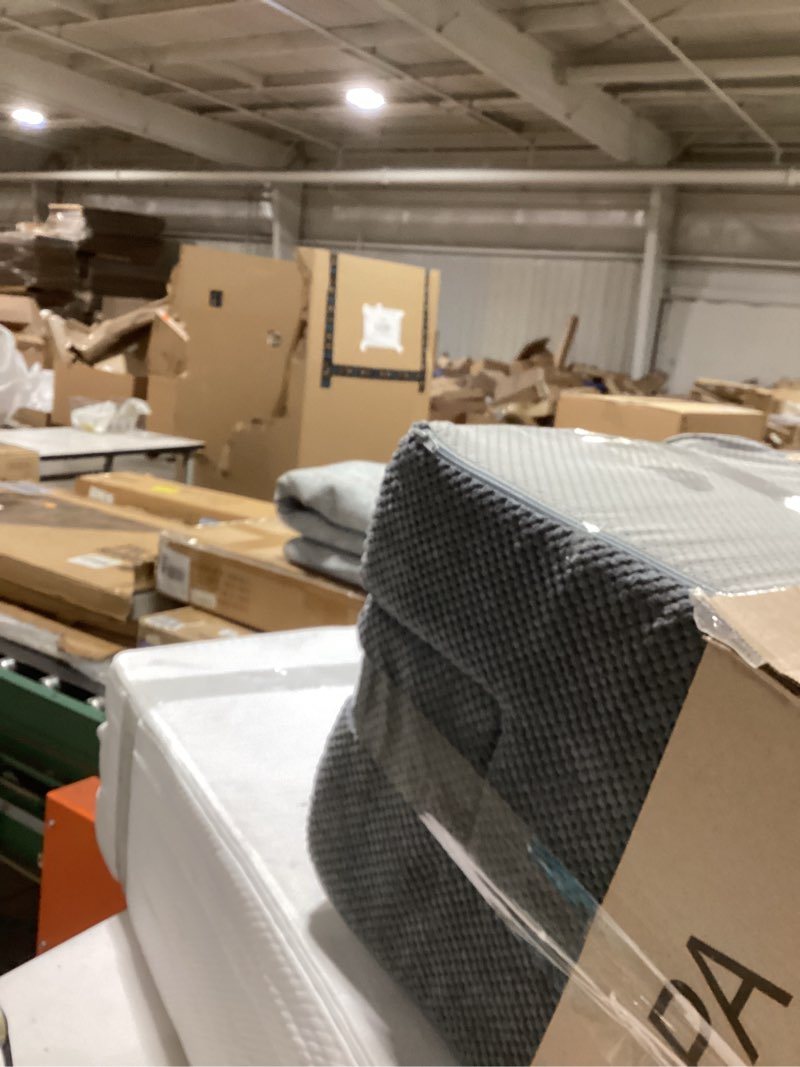 HYLEORY Dog Stairs for Bed 22.5''H, 5-Step Pet Stairs for Small Dogs & Cats, Sturdy Pet Steps with N