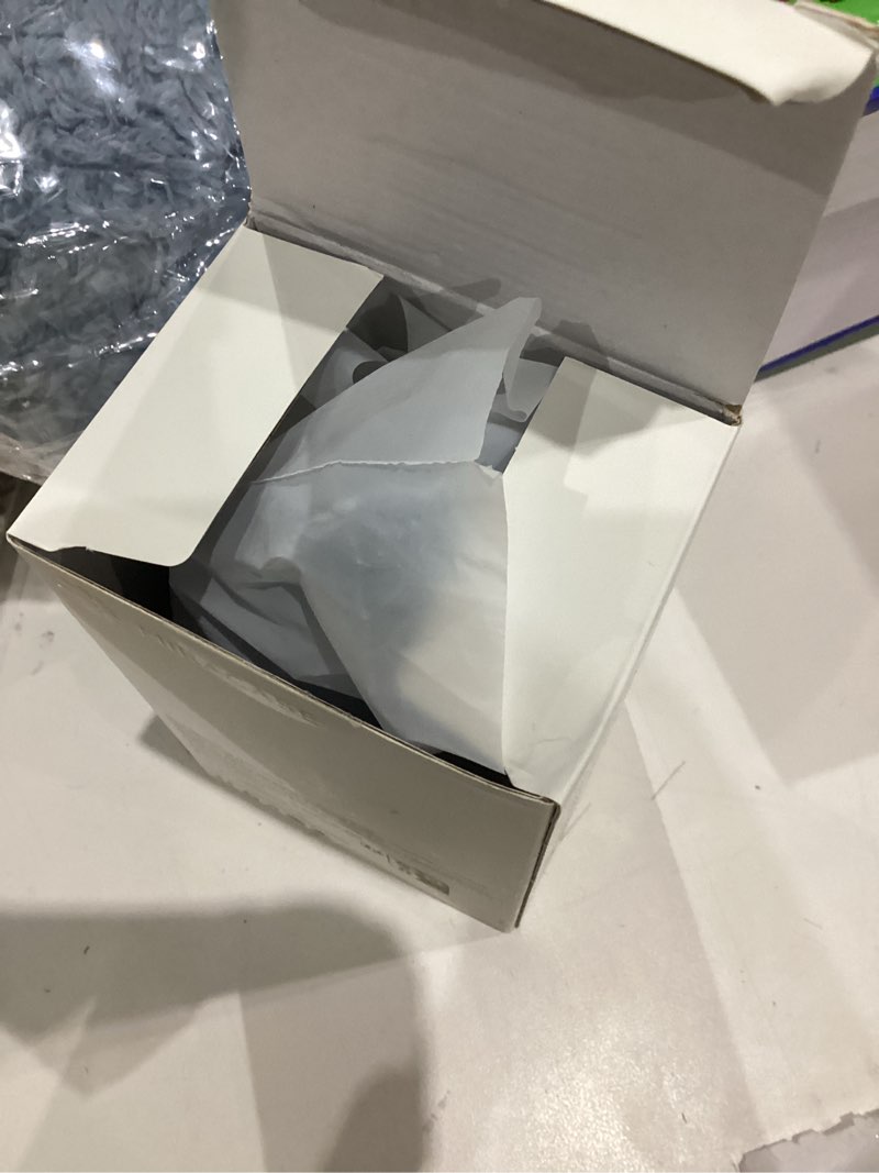 Condition photo showing Good Condition for Miracase Phone Holders for Your Car with Metal Hook Clip, Air Vent Cell Phone Stand Car Mount, Universal Automobile Cradle for Garmin GPS Fit iPhone Android and All Smartphones, Dark Black Dark Black 1 Pack