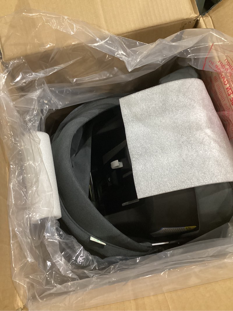 Condition photo showing Good Condition for graco gomax infant car seat, ace, lightweight, reclining rear facing car seat installs with or without a base