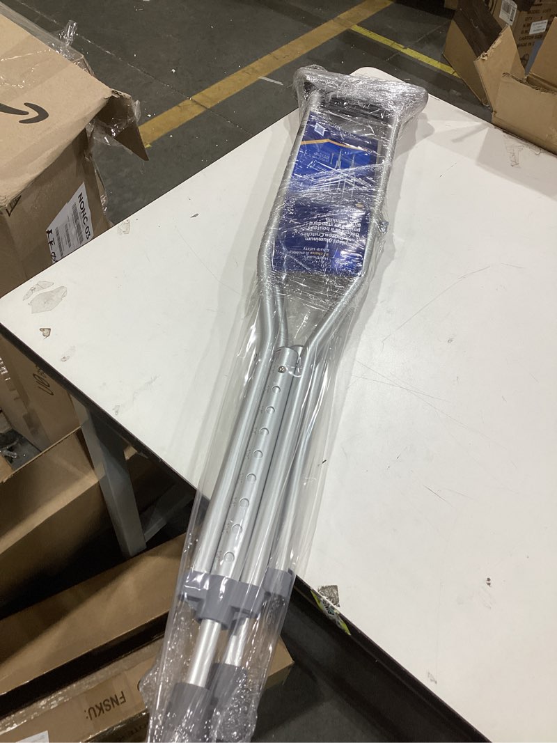 Standard aluminum push button crutches