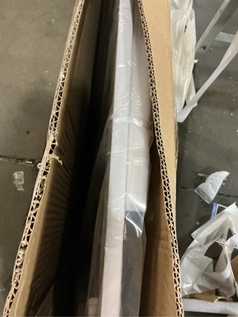 Condition photo showing New/Like New for keny 29"-42.5" Baby Gate for Stairs, Auto Close Safety Dog Gate, Pressure Mounted Easy Walk Through Pet Gate for Doorways, Durable Stair Gate, 30" Tall, White White 29-42.5"Wide, 30"Tall