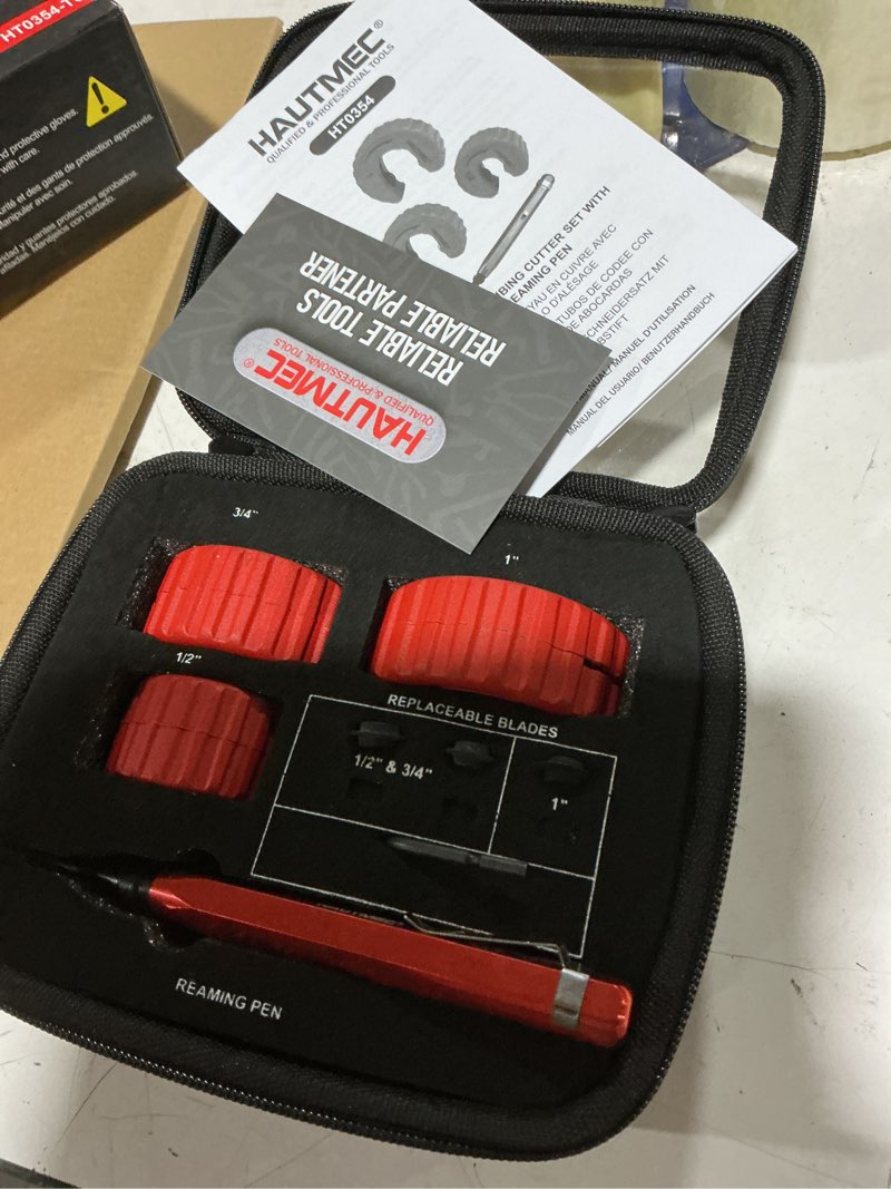 Condition photo showing New/Like New for hautmec copper tubing cutter set 3 pcs copper pipe cutter tool, in portable storage case, includes 1/2 in., 3/4 in., and 1 in. cutters, reaming pen, 3 spare cutting wheels, 1 spare deburring blade
