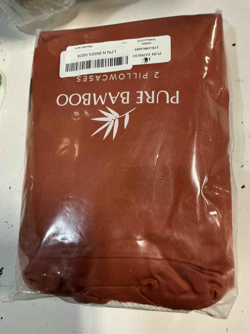 Condition photo showing Good Condition for queen pillowcases by pure bamboo, genuine 100% organic viscose derived from bamboo, luxuriously soft & cooling, double stitching, envelope closure (2 queen pillowcases, terracotta) 2 queen pillowcases terracotta