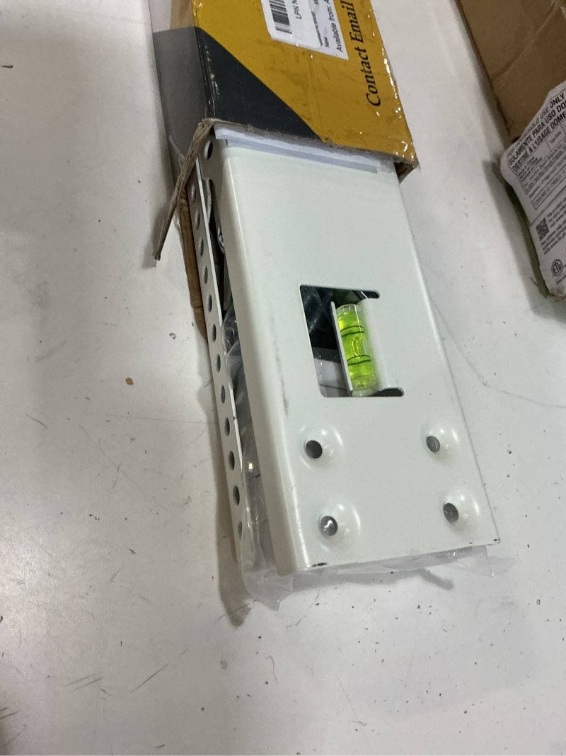 Condition photo showing New/Like New for qualward air conditioner bracket window ac support brackets - heavy duty with 2 arms, up to 180 lbs for 12000 to 24000 btu ac units- fits single or double hung windows up to 180 lbs, drilling required