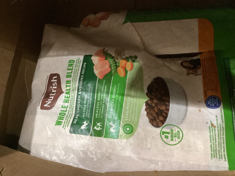 Condition photo showing As Is for Nutrish Real Chicken & Veggies Recipe Whole Health Blend Dry Dog Food, 28 lb. Bag, Packaging May Vary (Rachael Ray) 28 Pound (Pack of 1)