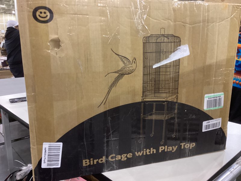 Bird cage with play top