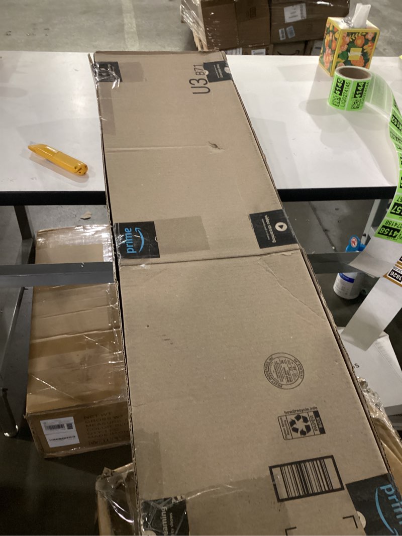 Condition photo showing New/Like New for Clear table cloth cover 