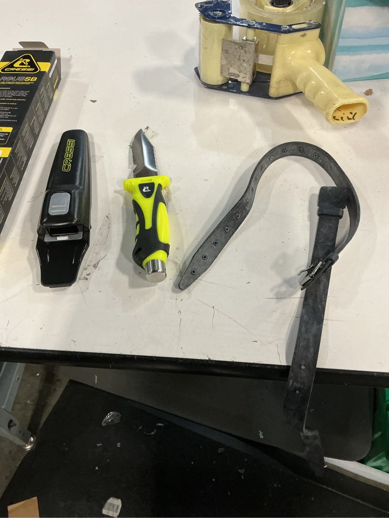 Condition photo showing Good Condition for Cressi Compact Stainless Steel Scuba Diving Knife with Push-Button Release - Argus Knife - Designed in Italy Argus SB