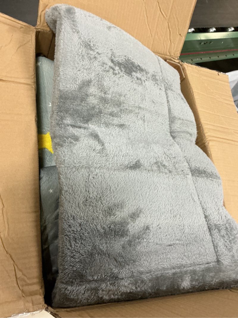 Condition photo showing Good Condition for Dog House Indoor Memory Sponge, Foldable Dog House Kennel Bed Mat with Cushion for Small Medium Large Dogs Cats, Winter Warm Cat Nest Puppy Cave Sofa Pet Products (XL)