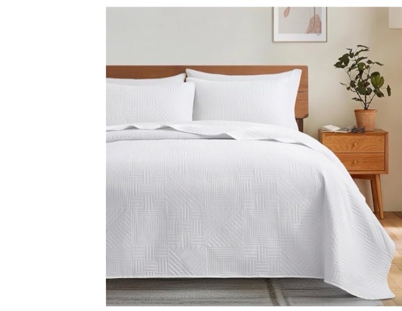 Lavsiry White Quilt Full/Queen Size with Pillow Shams, Summer Soft Geometric Pattern Bedspread, 3 Pieces Lightweight Coverlet Bedding Set for All Seasons